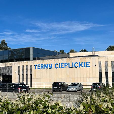 ילנייה גורה Sweet Home Cieplice Mountain View Apartament By The Main Park And Thermal Pools מראה חיצוני תמונה
