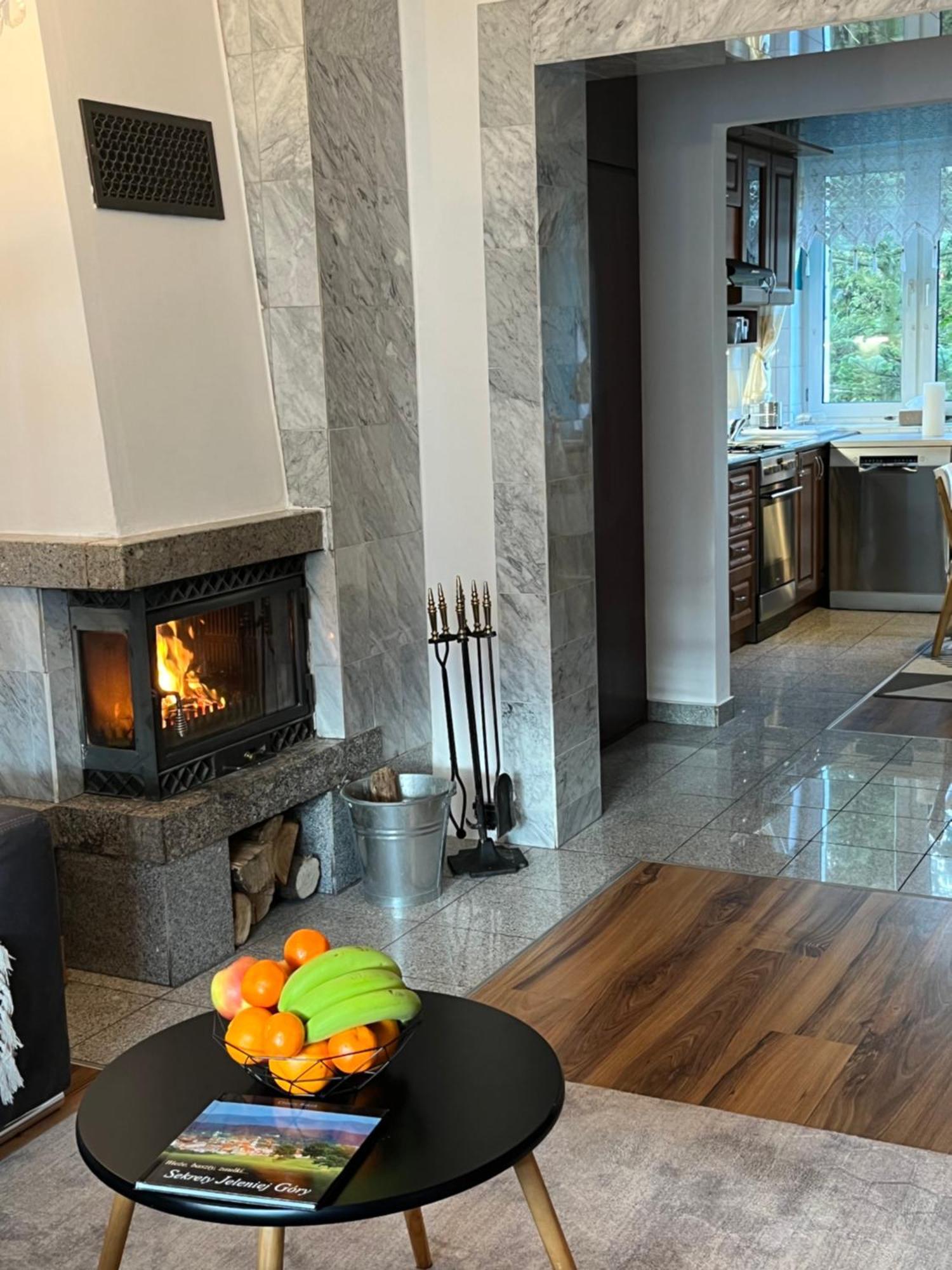 ילנייה גורה Sweet Home Cieplice Mountain View Apartament By The Main Park And Thermal Pools מראה חיצוני תמונה