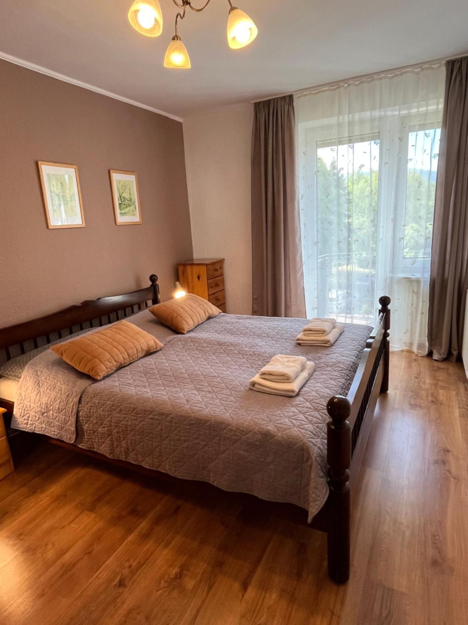 ילנייה גורה Sweet Home Cieplice Mountain View Apartament By The Main Park And Thermal Pools מראה חיצוני תמונה